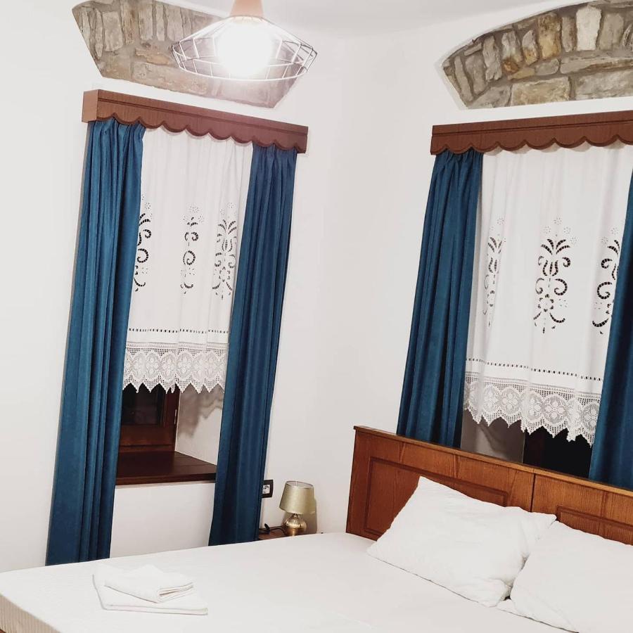 Garden Guest House Пермет Екстер'єр фото