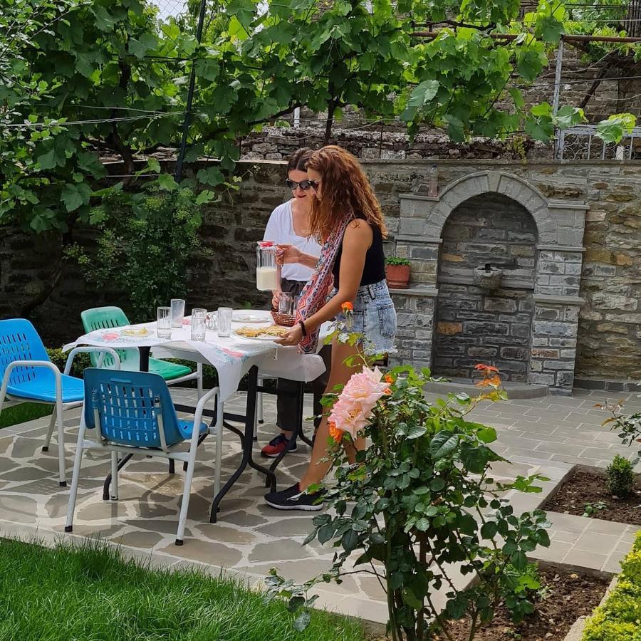 Garden Guest House Пермет Екстер'єр фото