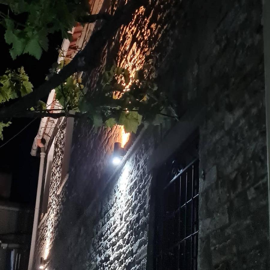 Garden Guest House Пермет Екстер'єр фото