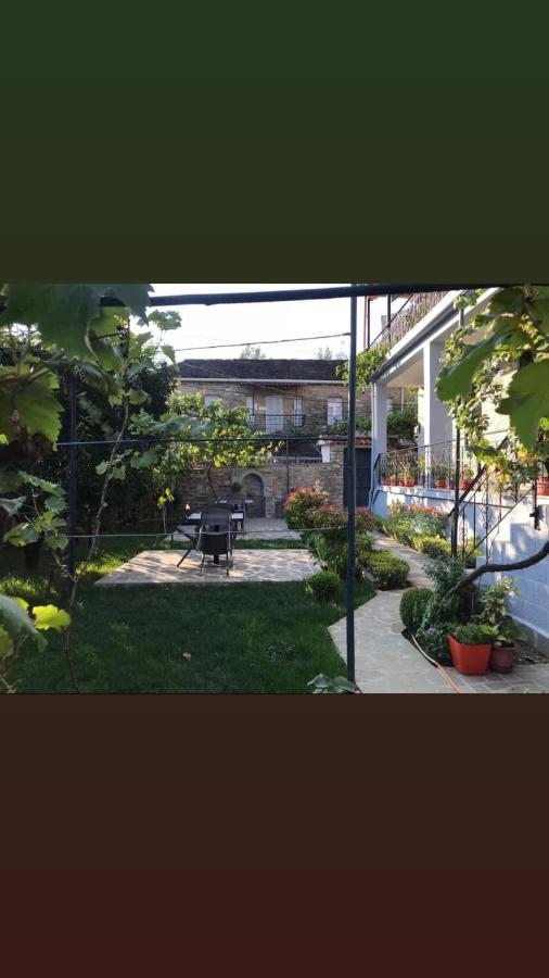 Garden Guest House Пермет Екстер'єр фото